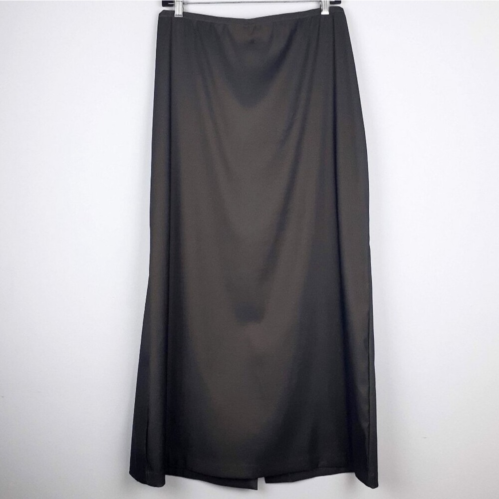 Old Navy Long A Line Skirt, Size 8. Brown with iridescent sheen. Classic Stretch